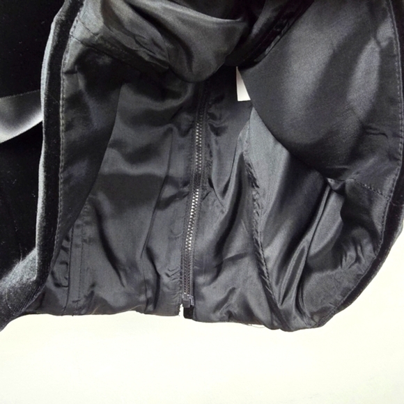 XSCAPE Vintage 90's Y2K Halter Top Velvet Satin Black Womens Size 8 - Picture 10 of 12